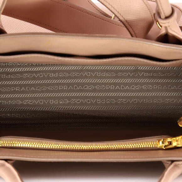 Prada Medium Monochrome Tote Saffiano with City Calf - Picture 5 of 7